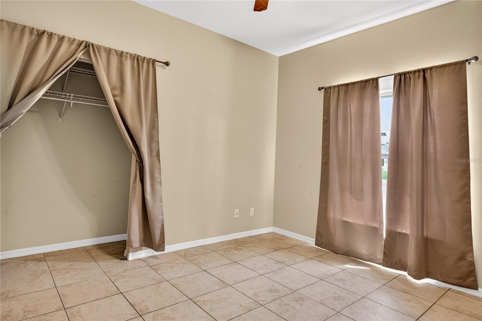 28931 BEAUCLAIRE DR, TAVARES, FL, 32778