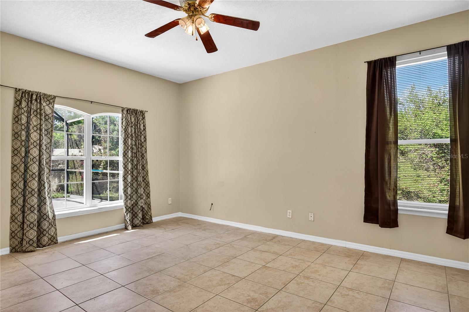 28931 BEAUCLAIRE DR, TAVARES, FL, 32778