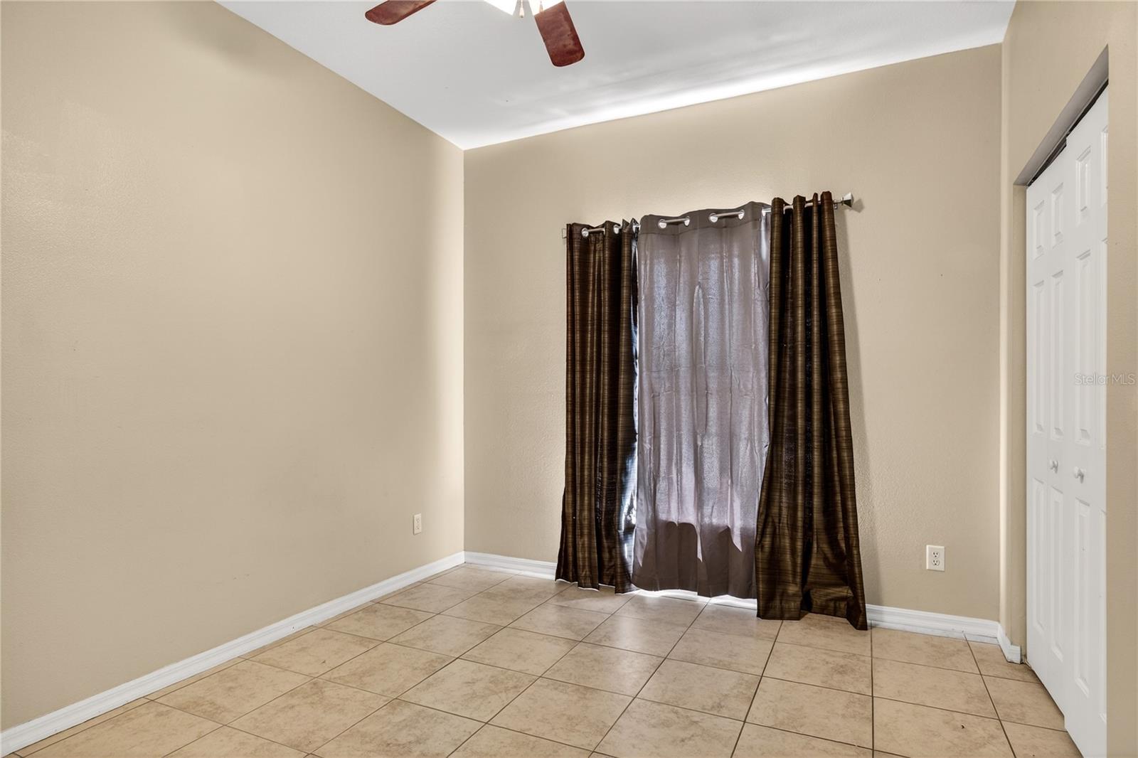 28931 BEAUCLAIRE DR, TAVARES, FL, 32778