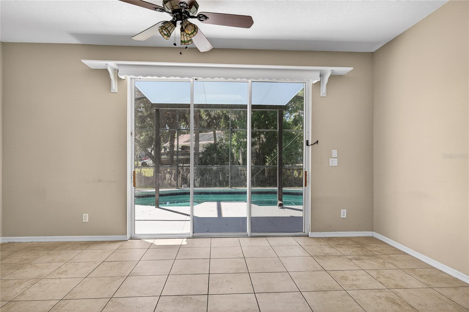 28931 BEAUCLAIRE DR, TAVARES, FL, 32778
