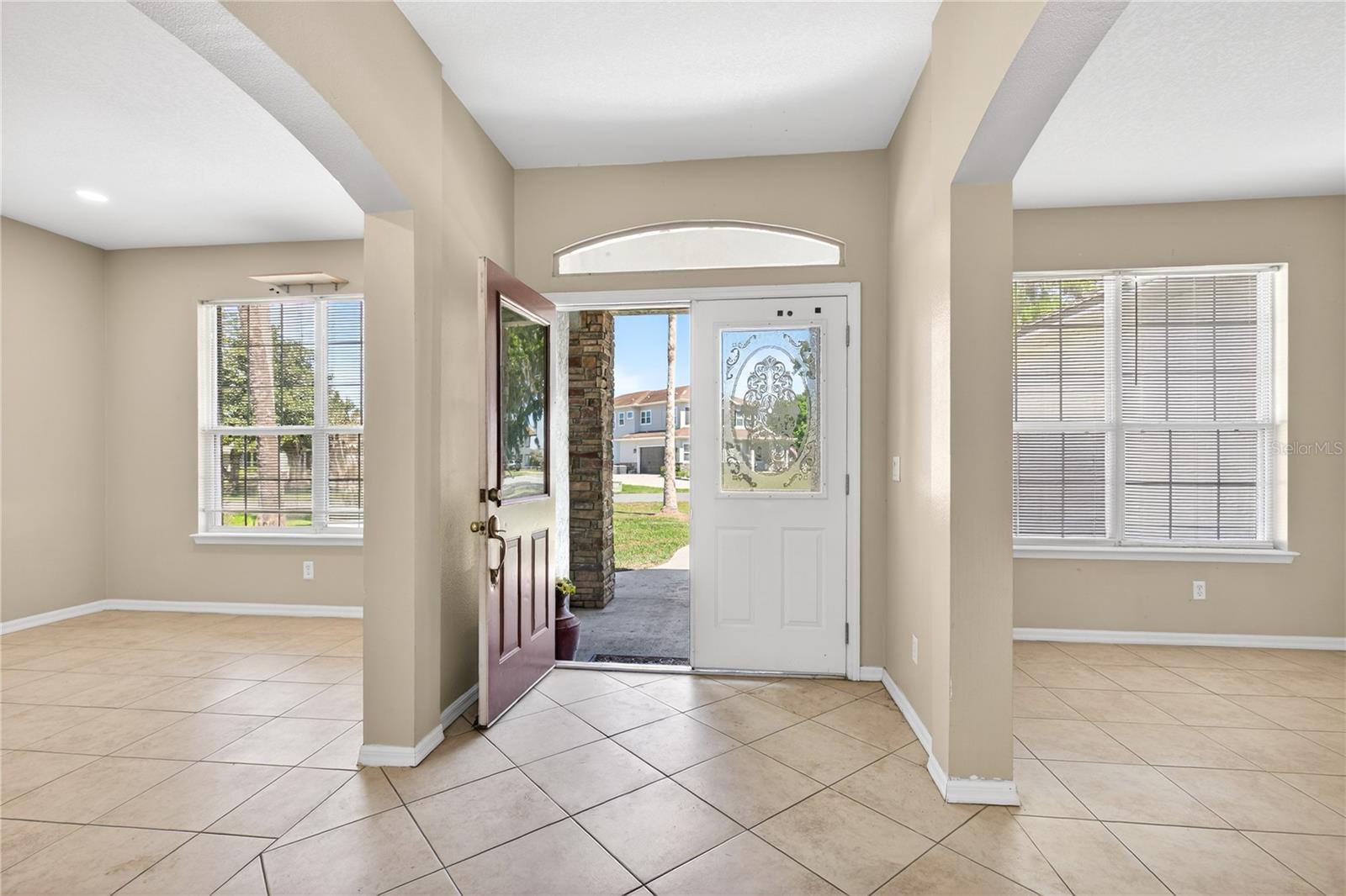 28931 BEAUCLAIRE DR, TAVARES, FL, 32778