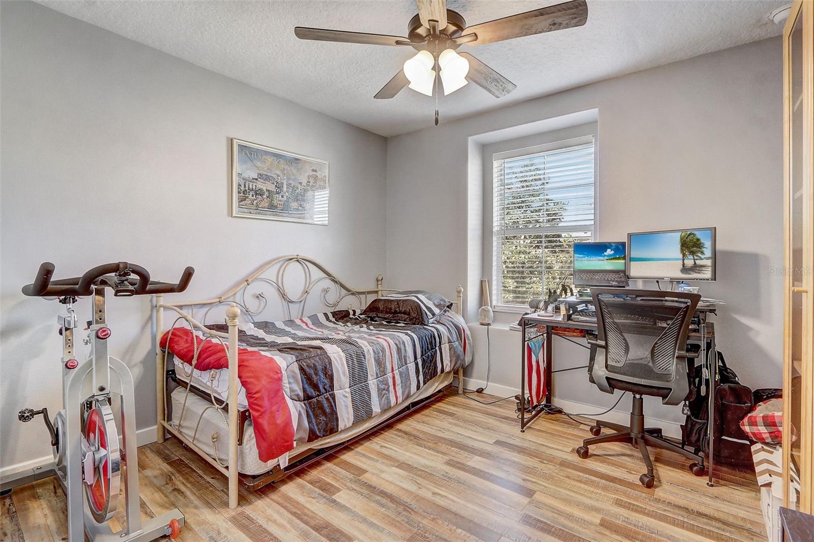517 LAKE EAGLE LN, SANFORD, FL, 32773