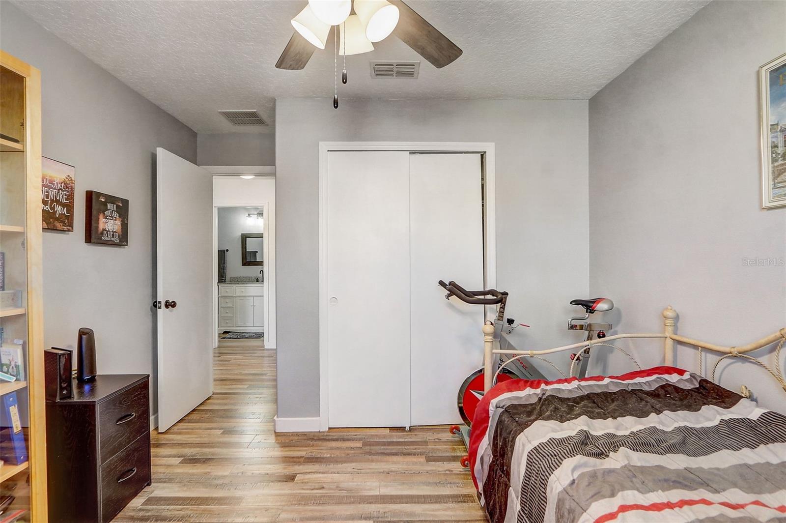 517 LAKE EAGLE LN, SANFORD, FL, 32773