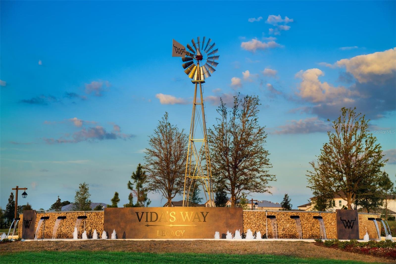 6585 ASBURY BARNES LN, WESLEY CHAPEL, FL, 33545