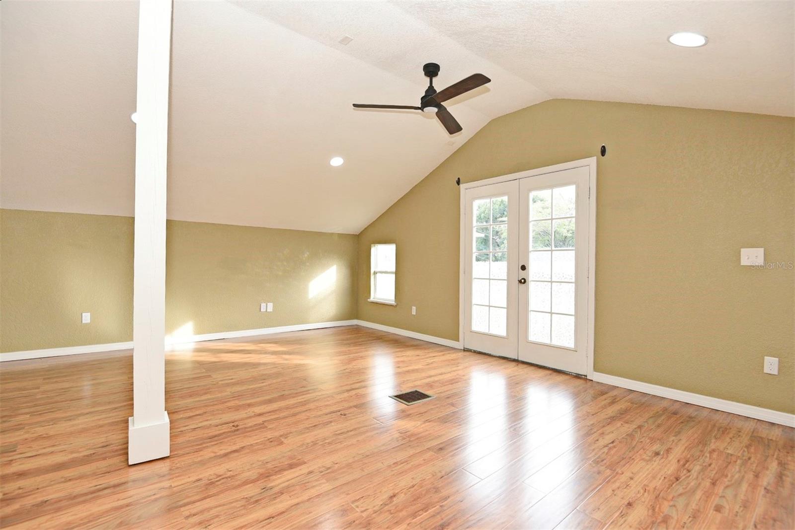 1023 E AMELIA ST, ORLANDO, FL, 32803