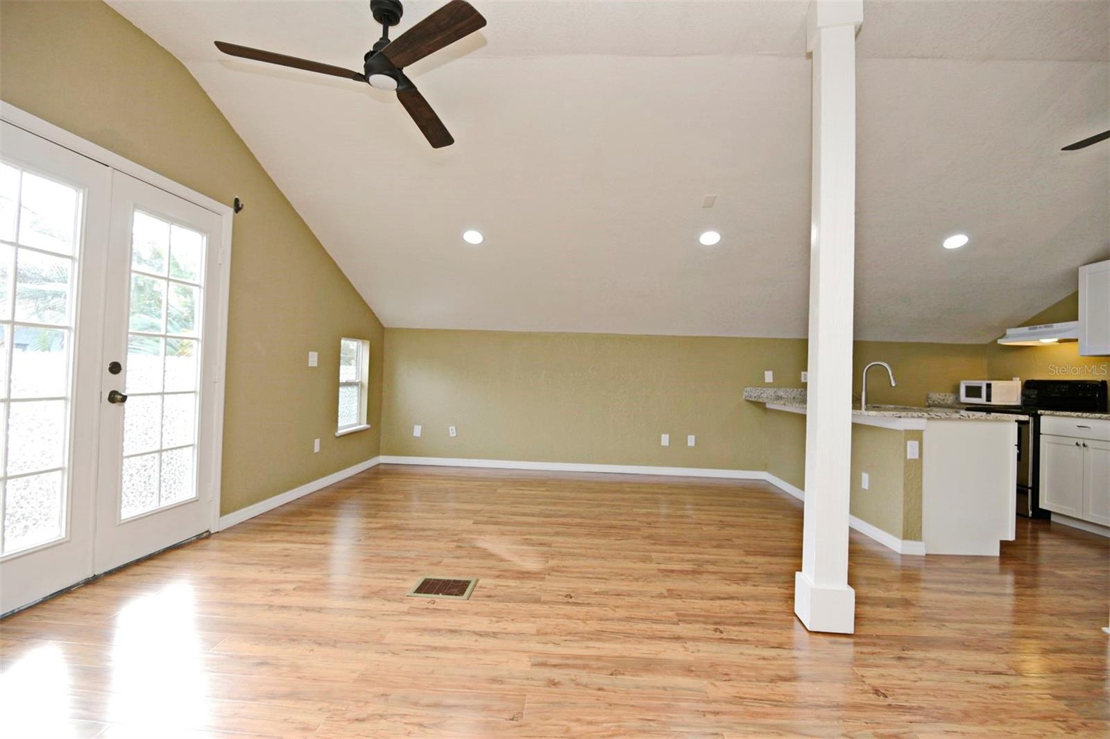 1023 E AMELIA ST, ORLANDO, FL, 32803