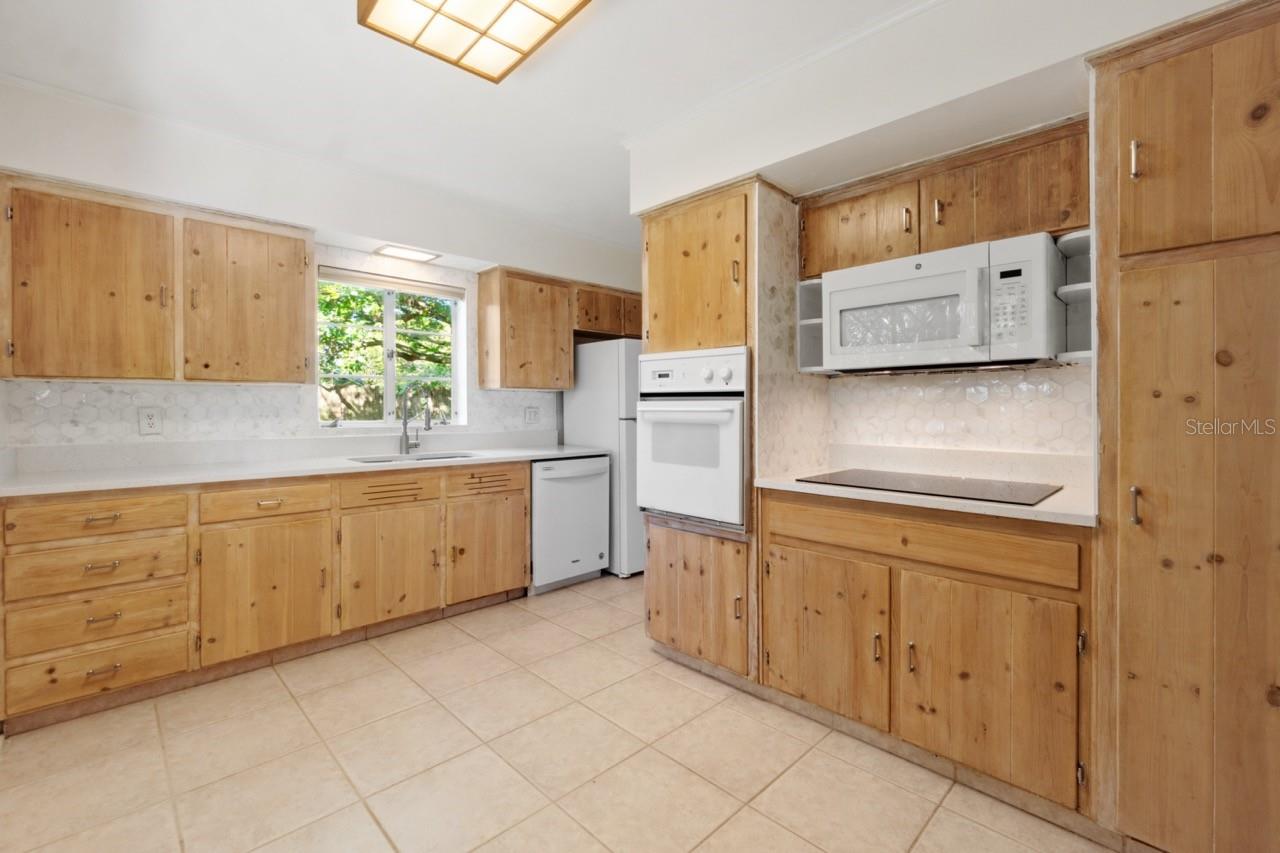 1923 LINDEN RD, WINTER PARK, FL, 32792