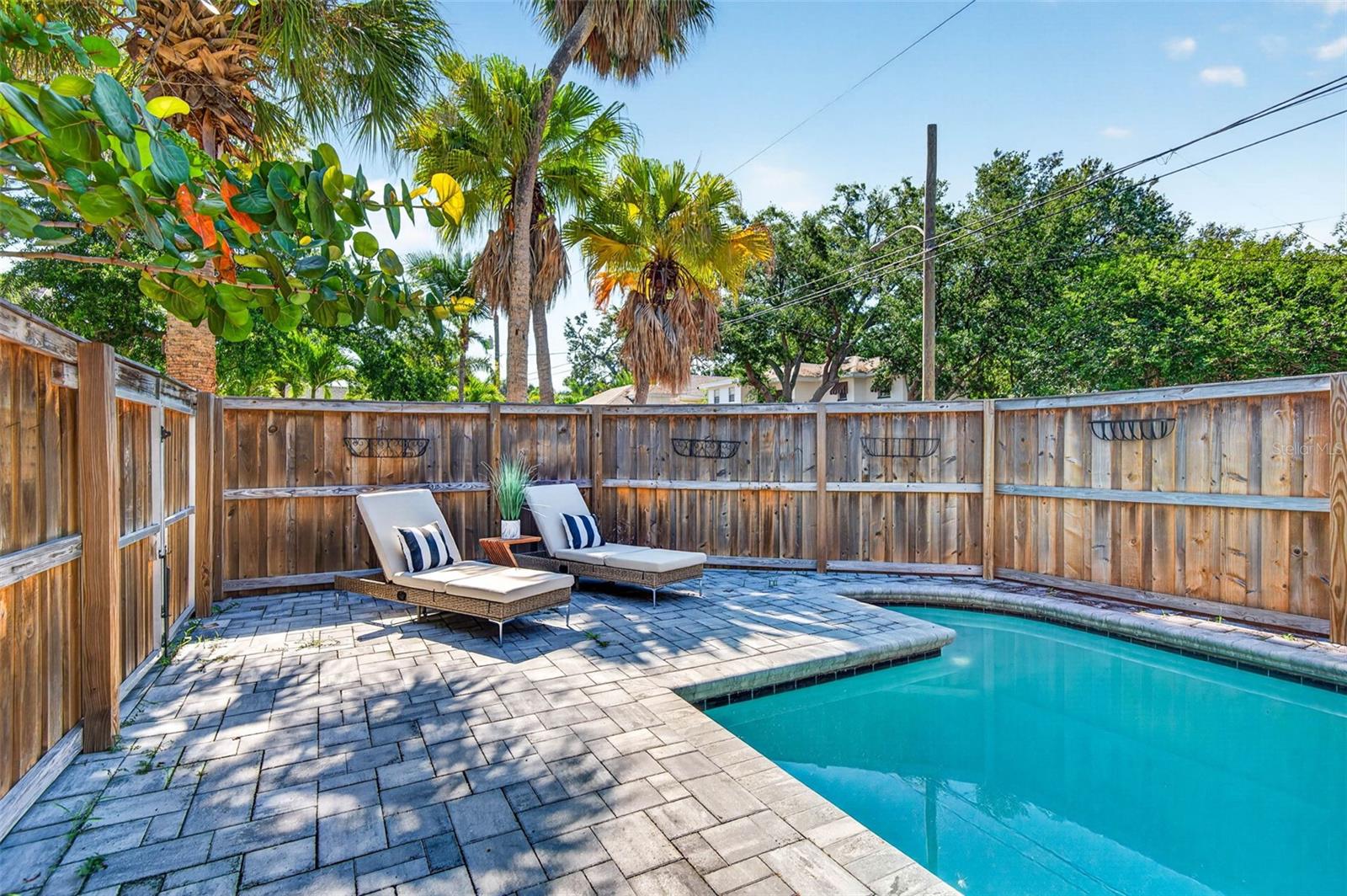 1330 CHERRY ST NE, ST PETERSBURG, FL, 33701