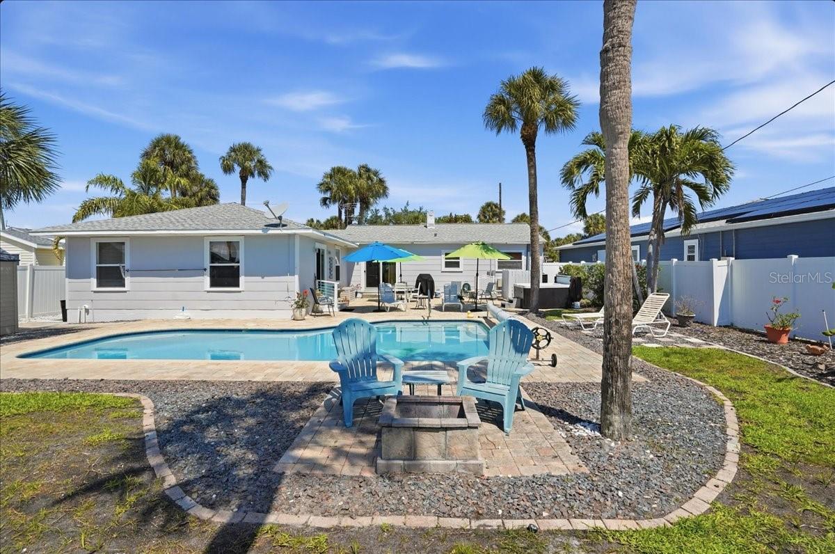 221 41ST AVE, ST PETE BEACH, FL, 33706