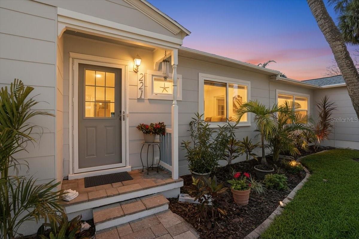 221 41ST AVE, ST PETE BEACH, FL, 33706