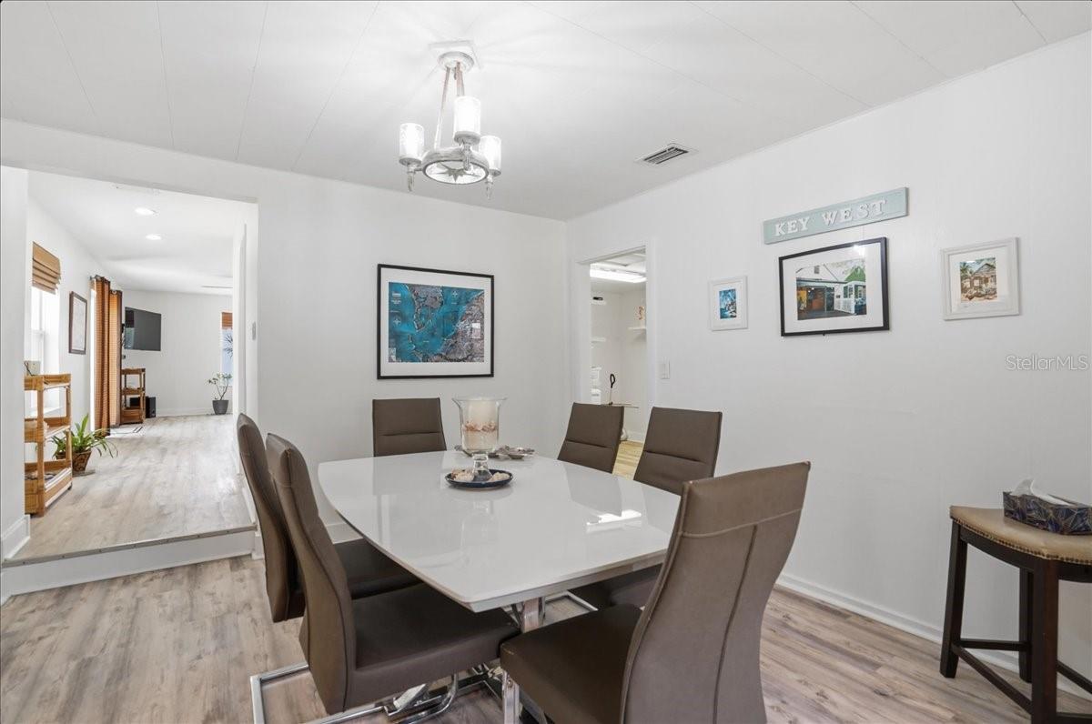 221 41ST AVE, ST PETE BEACH, FL, 33706