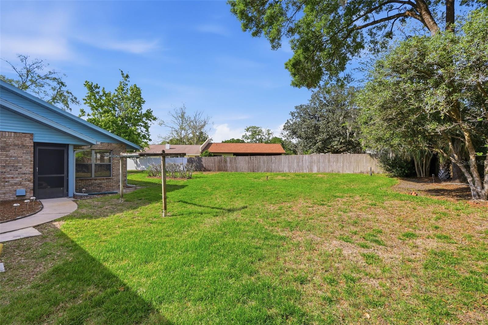 831 FREEMANS FARM RD, DELAND, FL, 32720