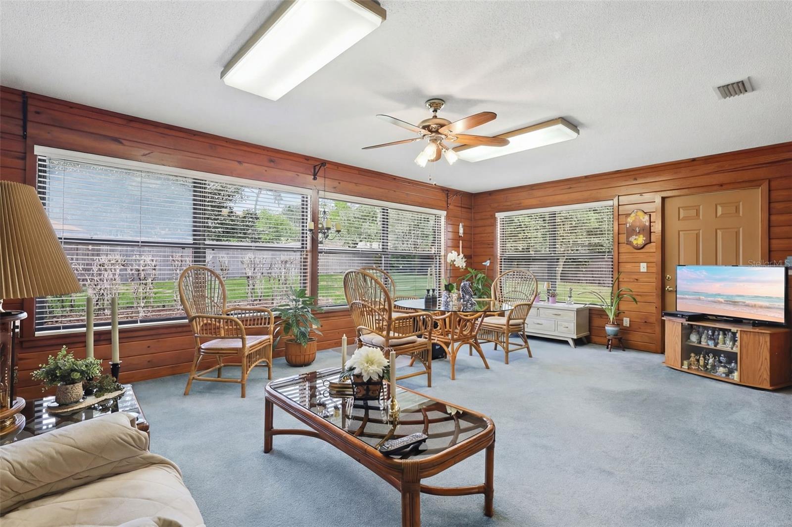 831 FREEMANS FARM RD, DELAND, FL, 32720
