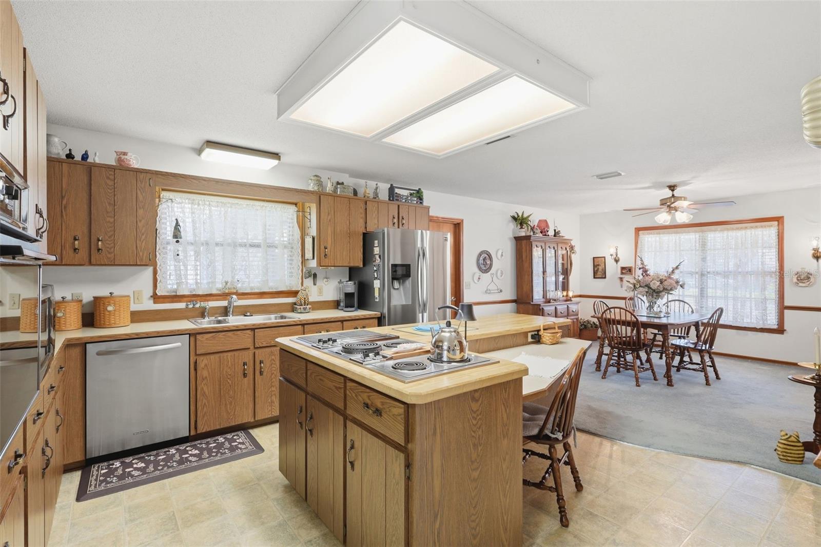 831 FREEMANS FARM RD, DELAND, FL, 32720
