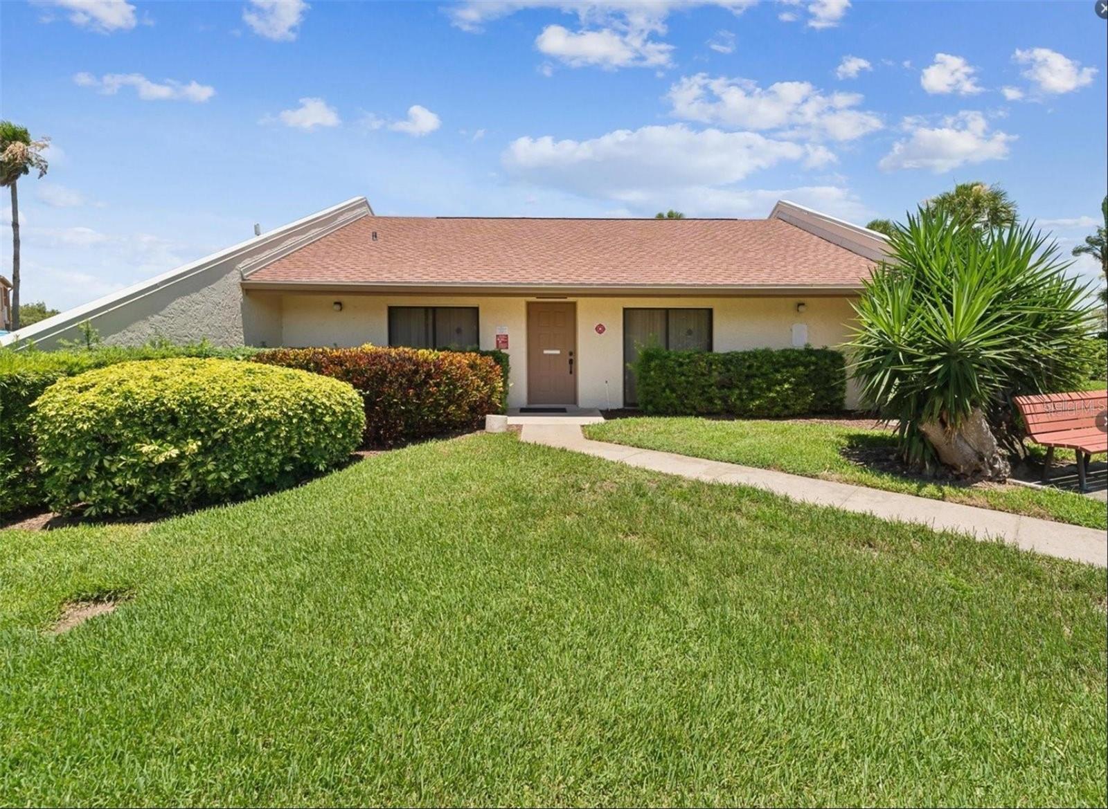 7520 SUNSHINE SKYWAY LN S #T18, ST PETERSBURG, FL, 33711