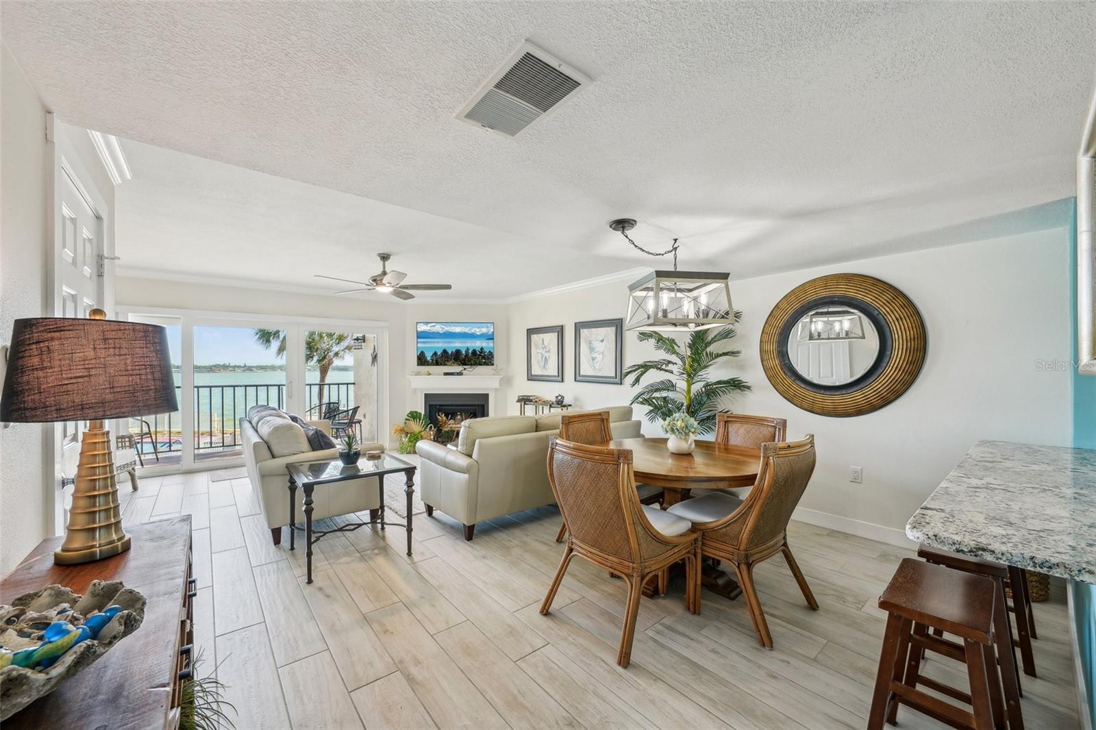 7520 SUNSHINE SKYWAY LN S #T18, ST PETERSBURG, FL, 33711