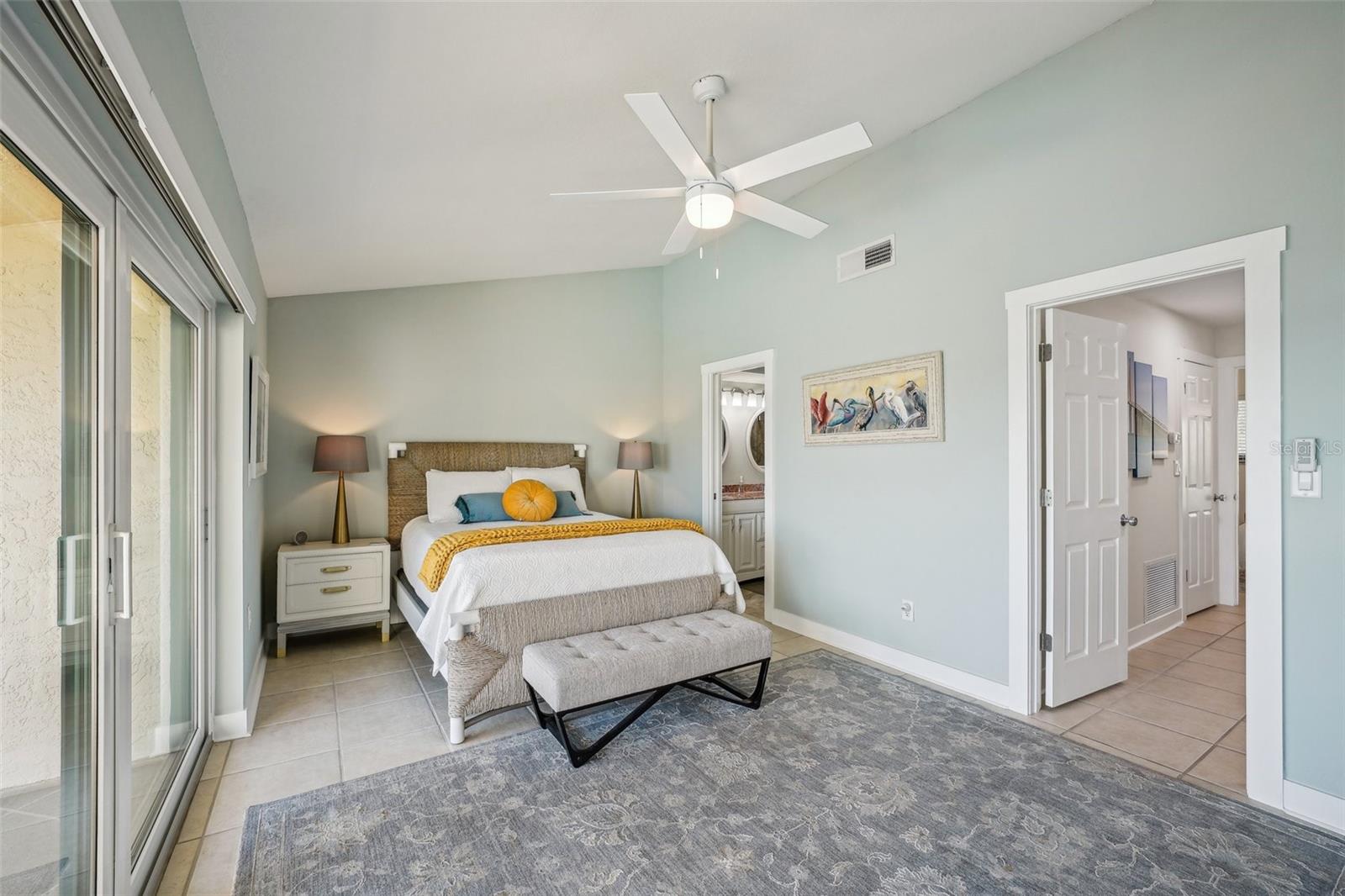 7520 SUNSHINE SKYWAY LN S #T18, ST PETERSBURG, FL, 33711