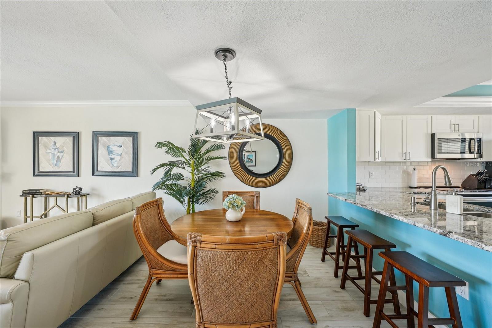 7520 SUNSHINE SKYWAY LN S #T18, ST PETERSBURG, FL, 33711