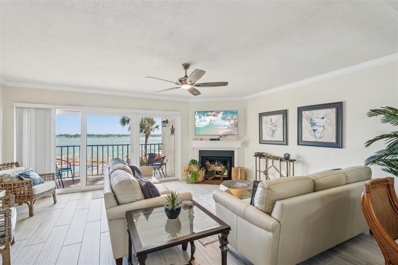 7520 SUNSHINE SKYWAY LN S #T18, ST PETERSBURG, FL, 33711