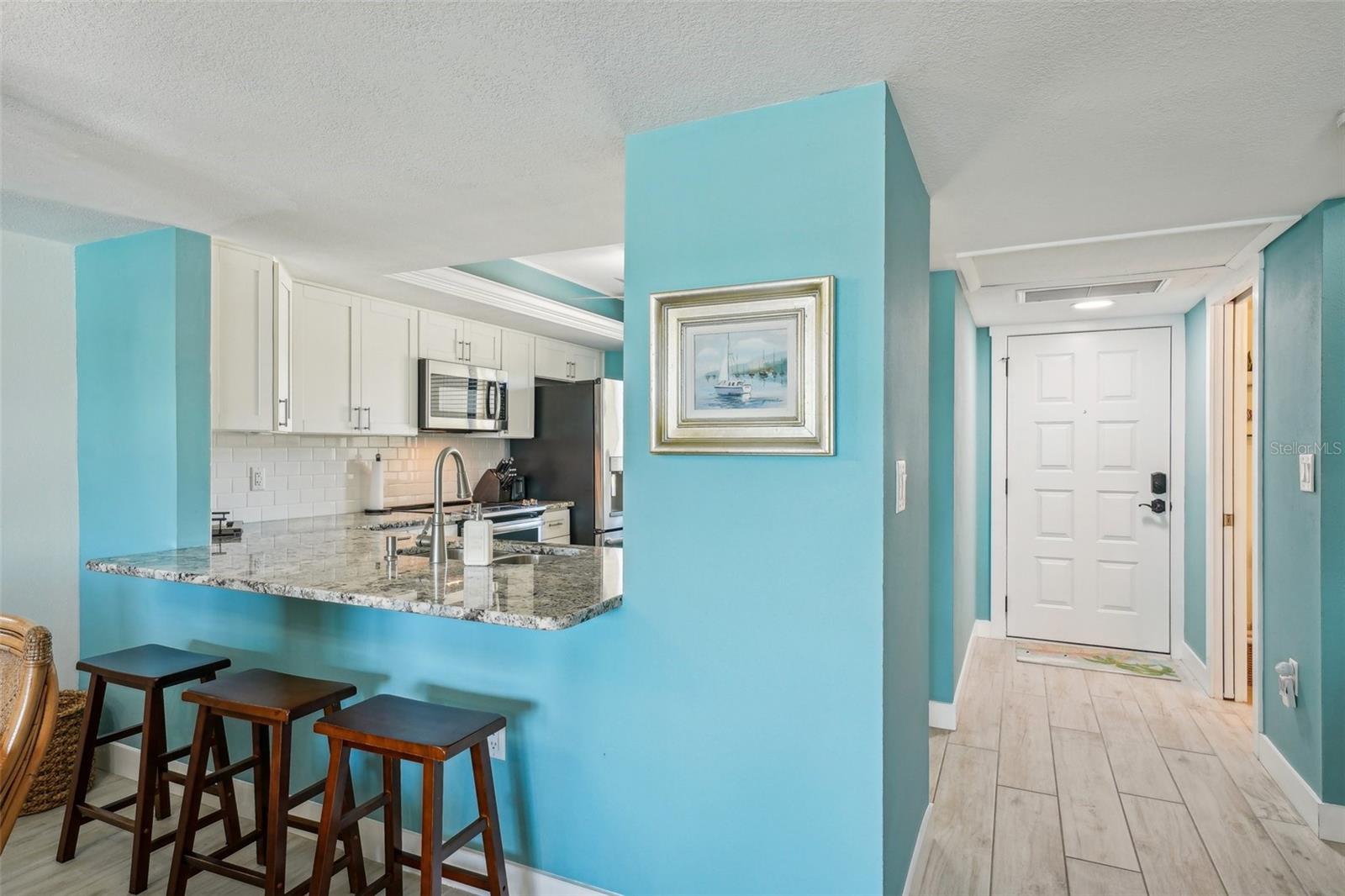 7520 SUNSHINE SKYWAY LN S #T18, ST PETERSBURG, FL, 33711