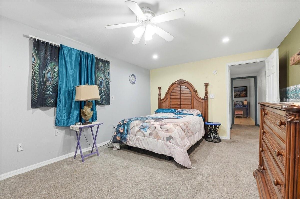 1240 ALLIGATOR ALY, HAINES CITY, FL, 33844