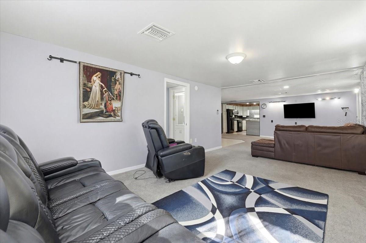 1240 ALLIGATOR ALY, HAINES CITY, FL, 33844