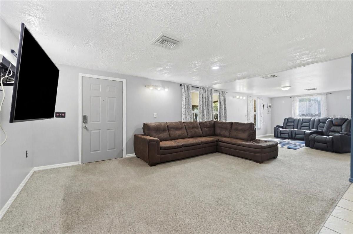 1240 ALLIGATOR ALY, HAINES CITY, FL, 33844