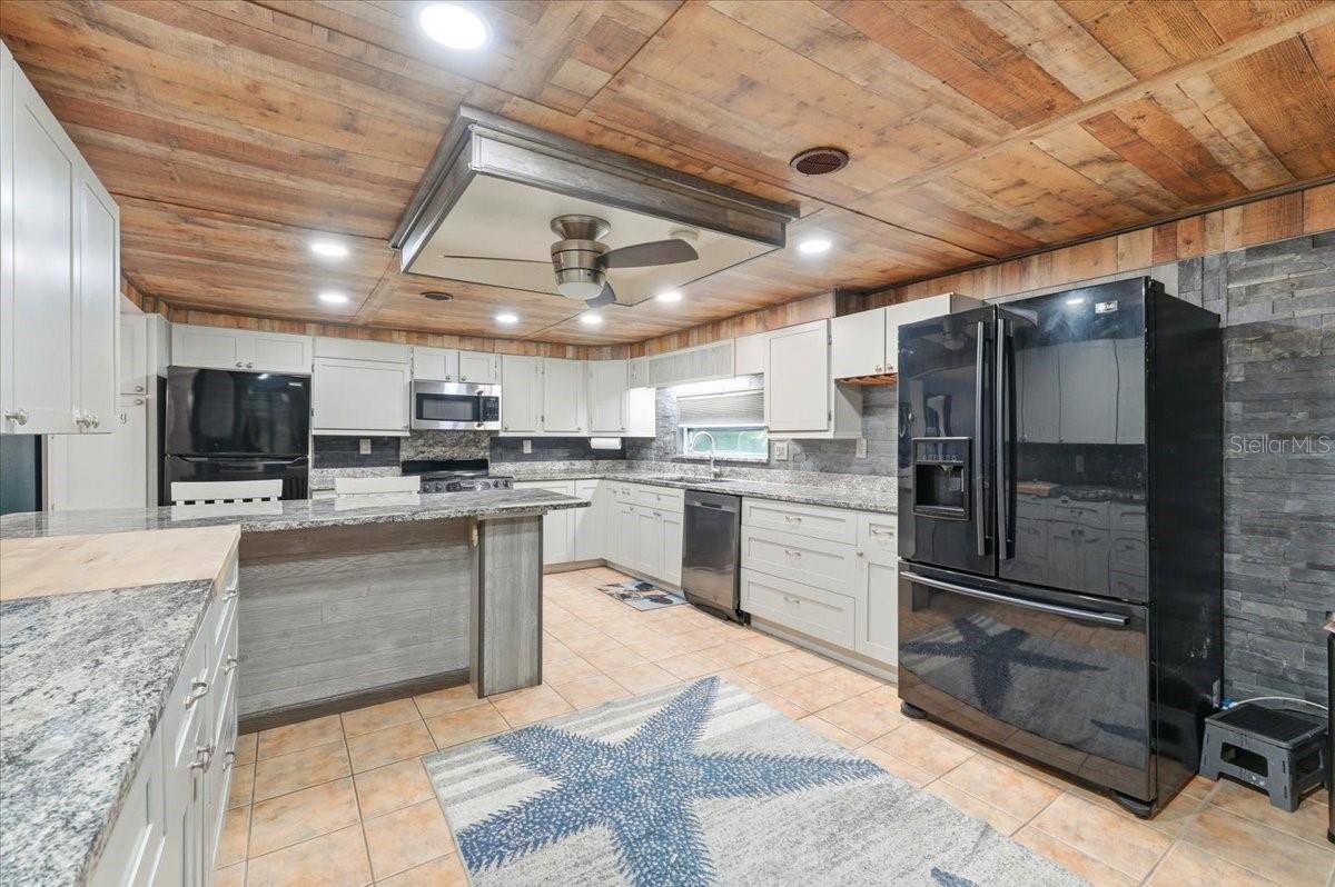 1240 ALLIGATOR ALY, HAINES CITY, FL, 33844