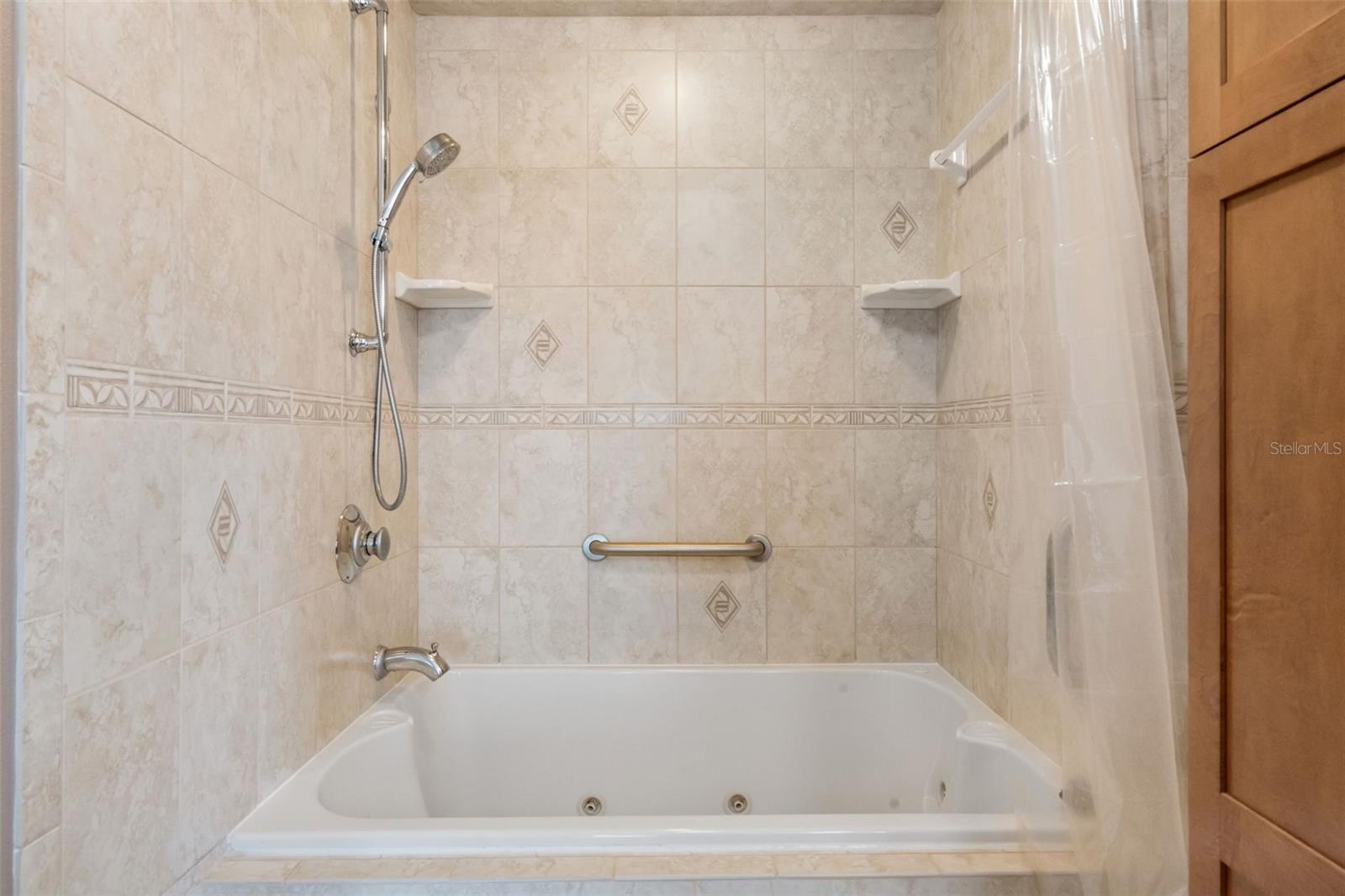 2921 LAKE TOHOPEKALIGA BLVD, KISSIMMEE, FL, 34746