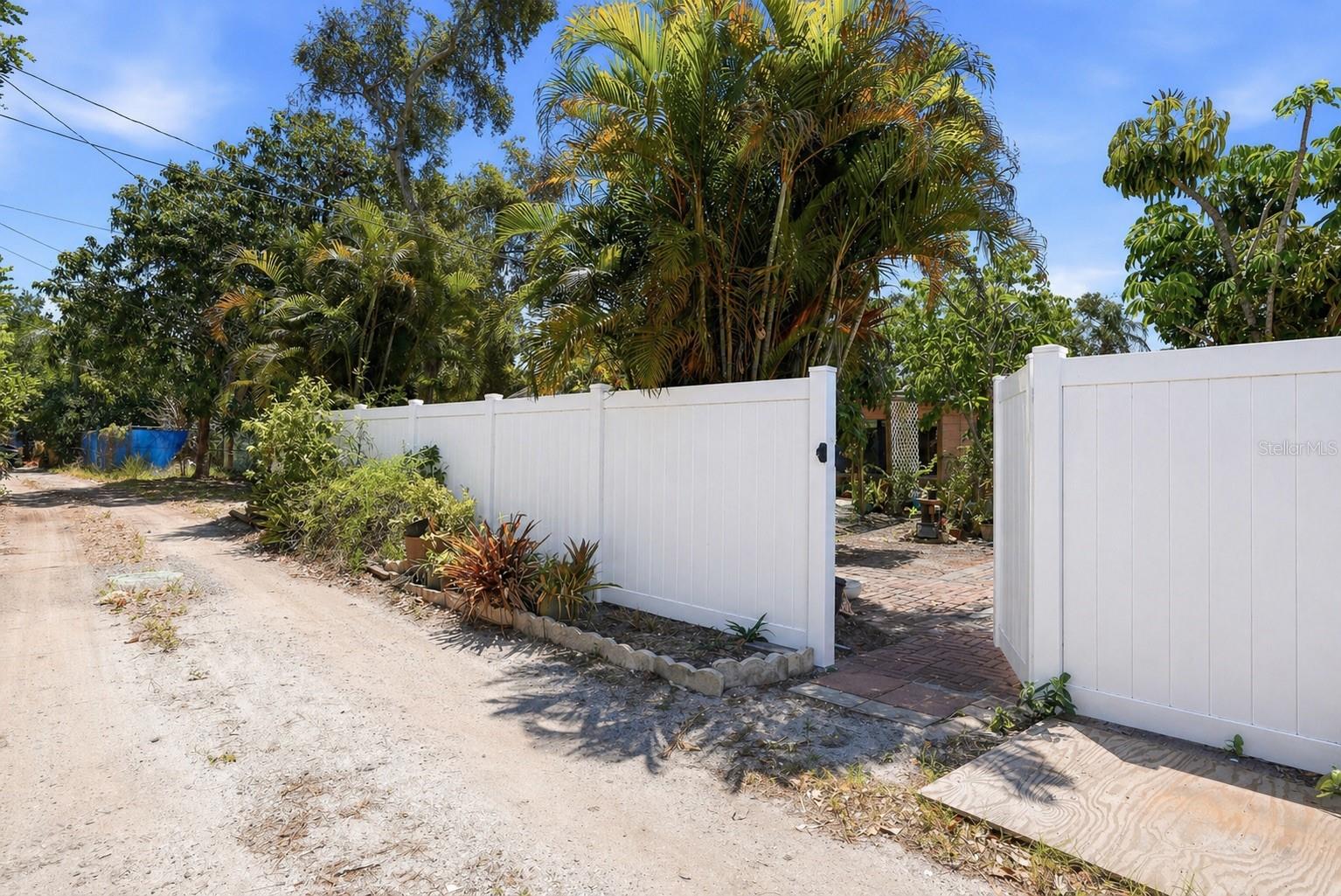 6127 4TH AVE S, ST PETERSBURG, FL, 33707