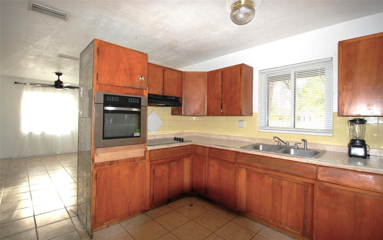 4317 70TH AVE N, PINELLAS PARK, FL, 33781