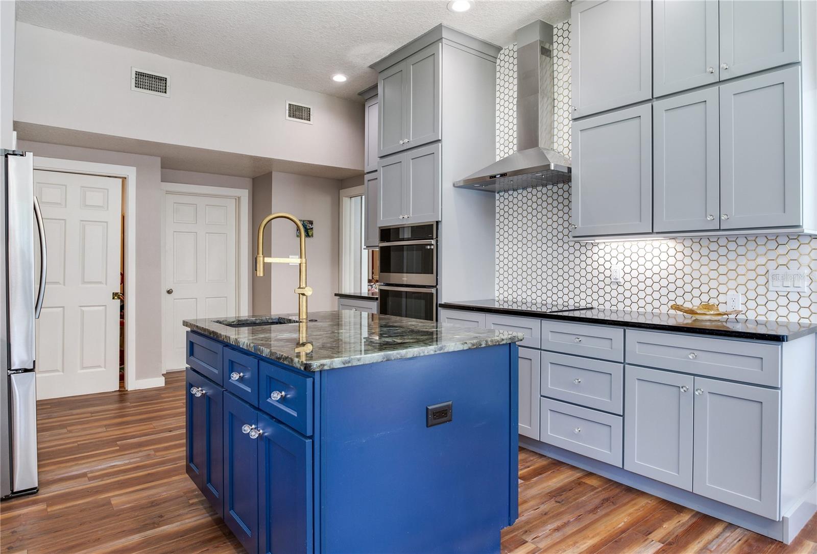 1851 JUANITA CT, CLEARWATER, FL, 33764