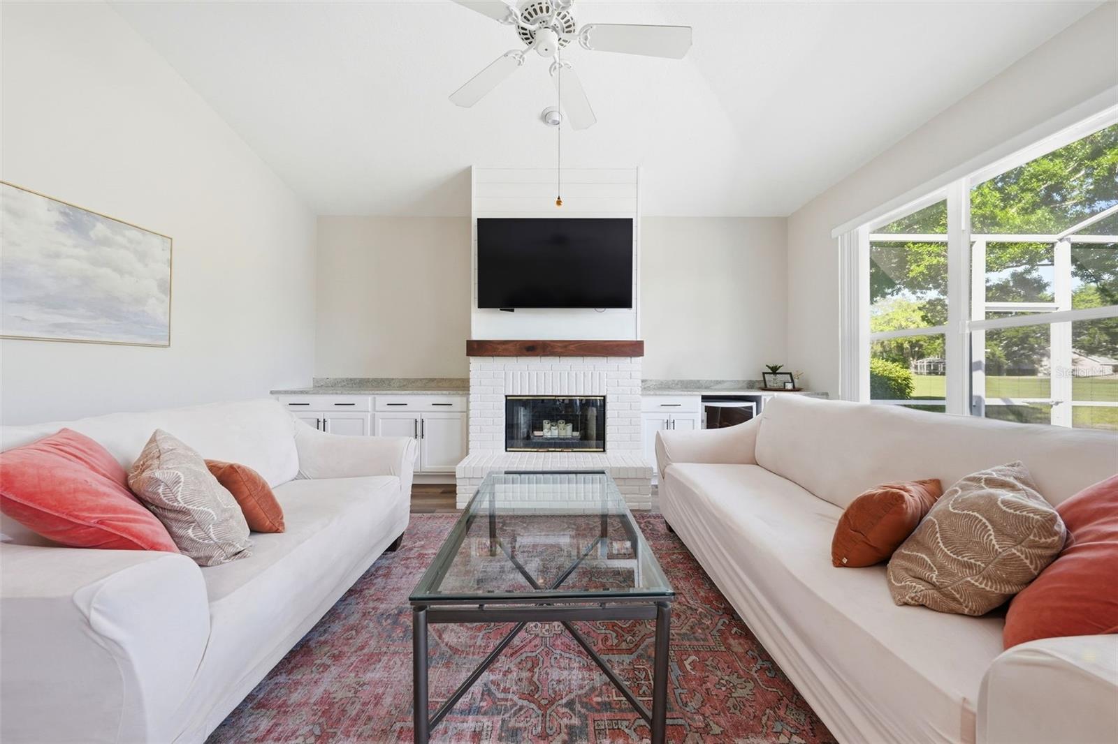 1941 CITRUS CT, MOUNT DORA, FL, 32757