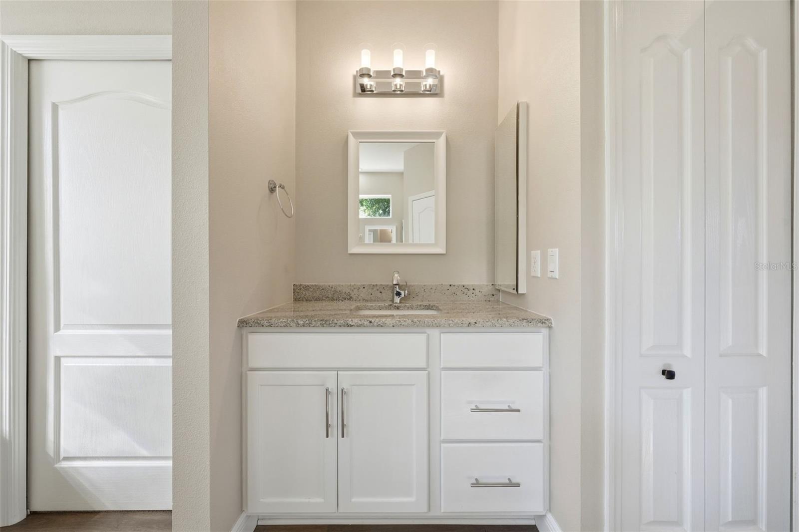 1941 CITRUS CT, MOUNT DORA, FL, 32757