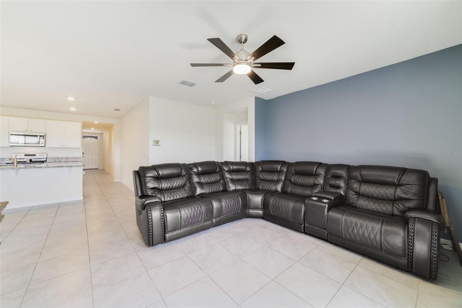 2135 E OLD MILL DR, DELTONA, FL, 32725