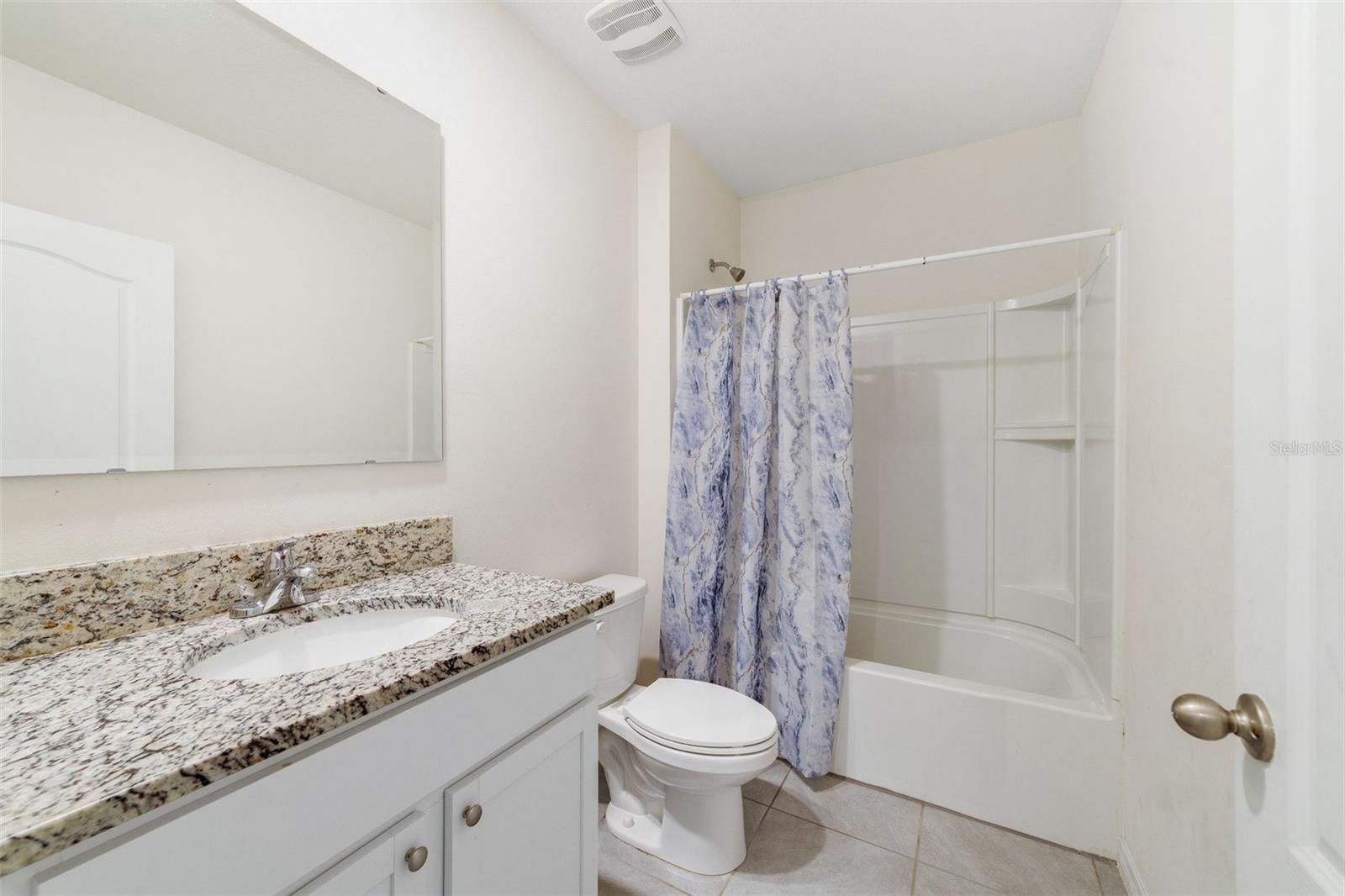 2135 E OLD MILL DR, DELTONA, FL, 32725