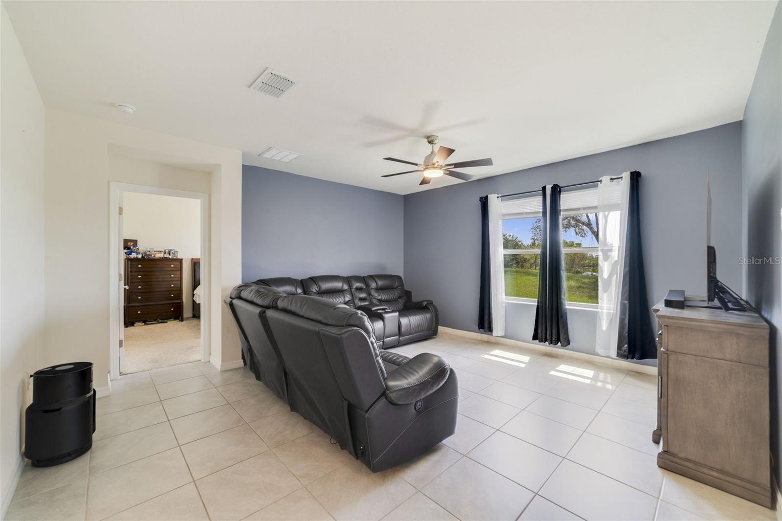 2135 E OLD MILL DR, DELTONA, FL, 32725