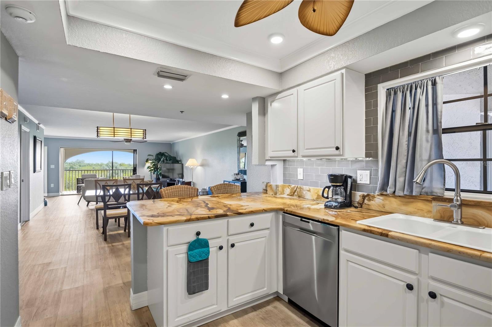 23465 HARBORVIEW RD #231, PUNTA GORDA, FL, 33980