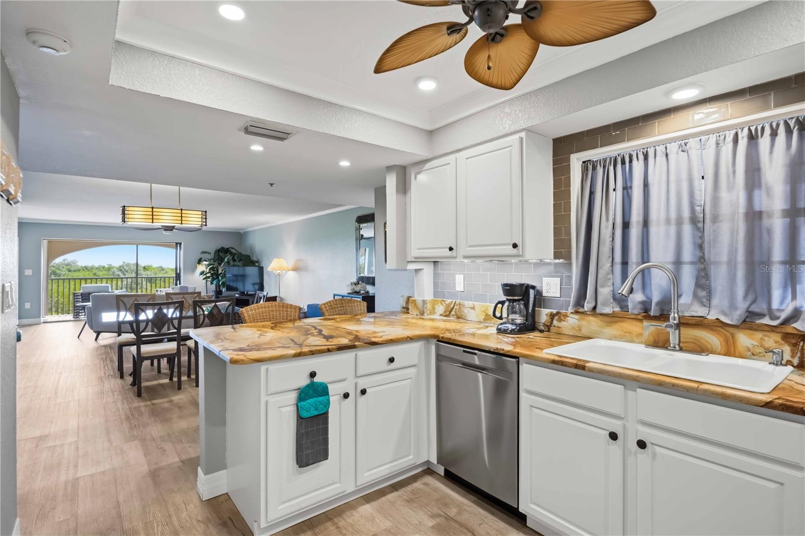 23465 HARBORVIEW RD #231, PUNTA GORDA, FL, 33980