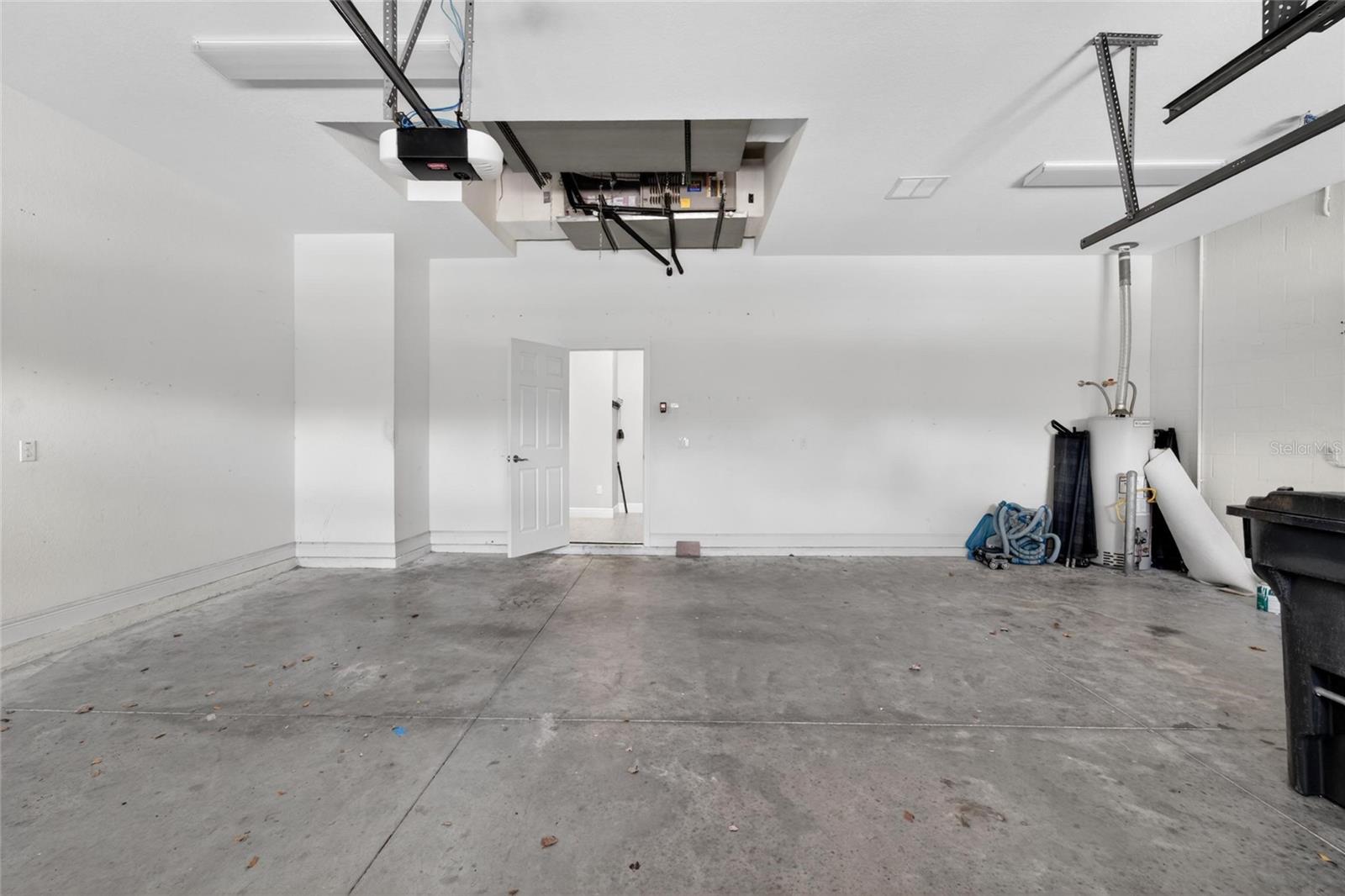 15921 PERSIMMON GROVE DR, LITHIA, FL, 33547