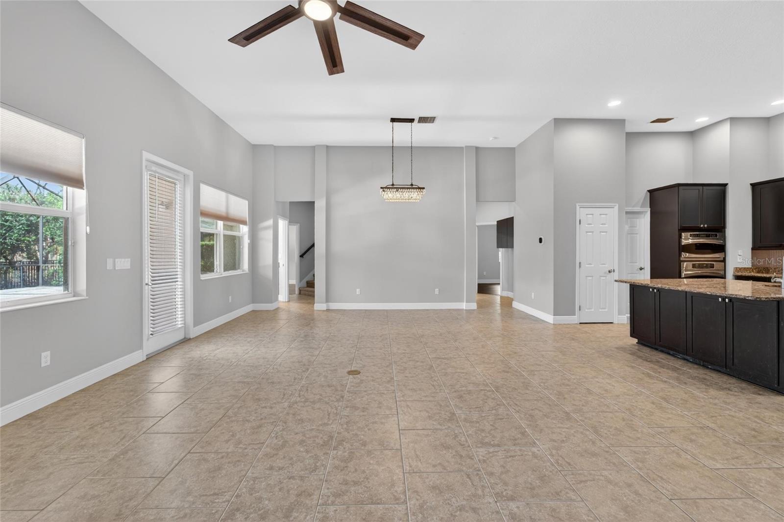 15921 PERSIMMON GROVE DR, LITHIA, FL, 33547