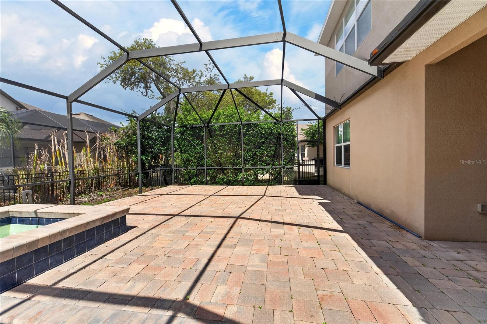 15921 PERSIMMON GROVE DR, LITHIA, FL, 33547