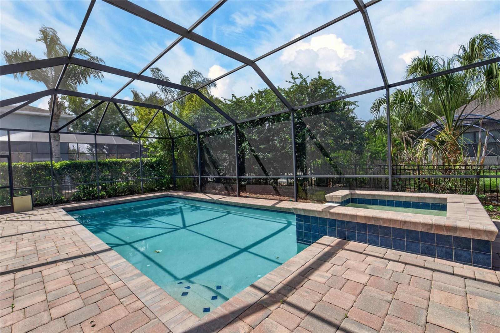 15921 PERSIMMON GROVE DR, LITHIA, FL, 33547