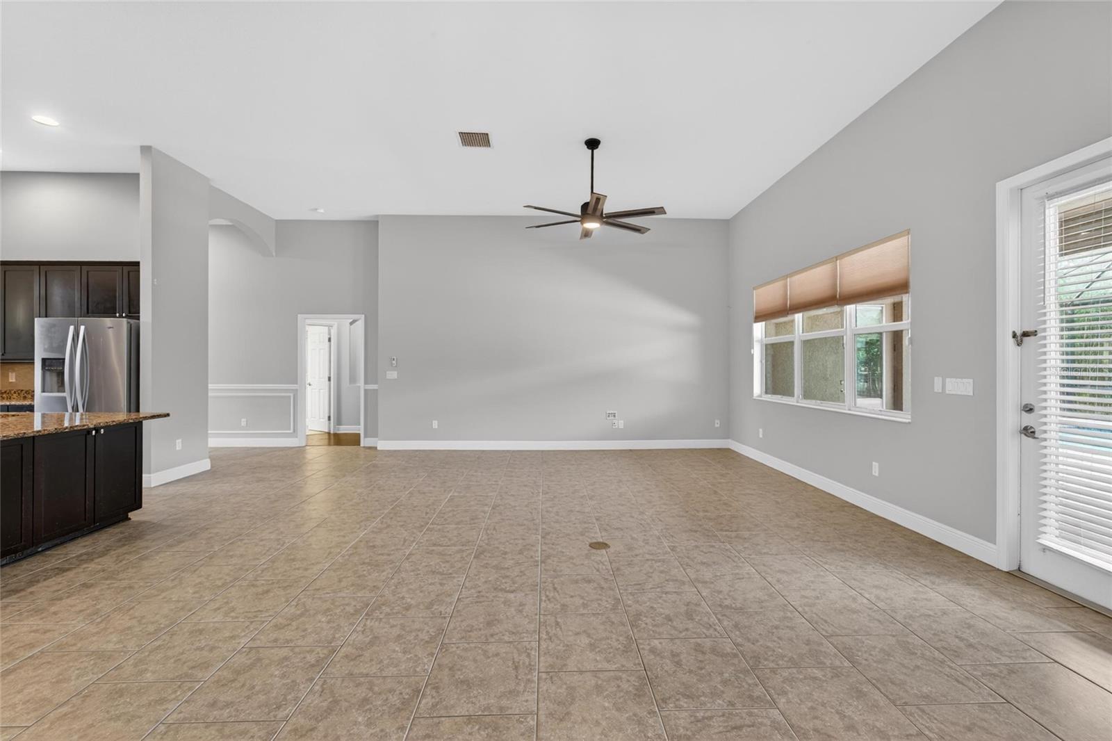 15921 PERSIMMON GROVE DR, LITHIA, FL, 33547