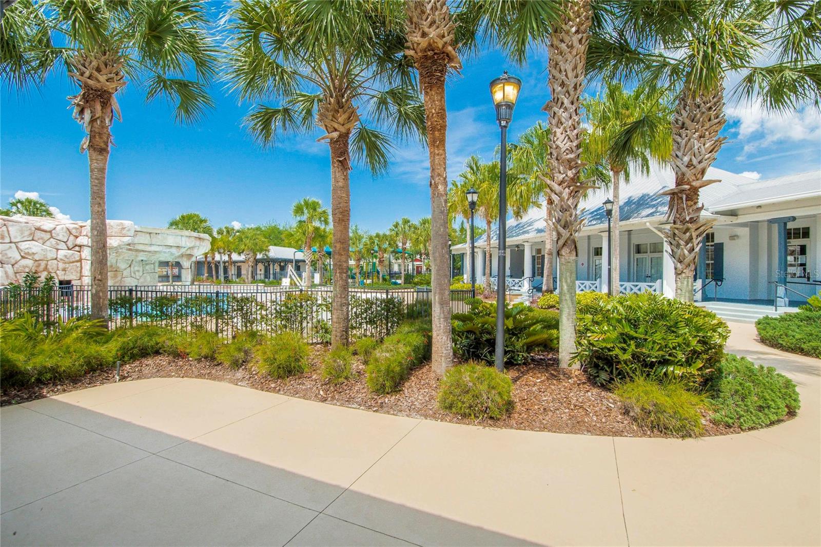 15921 PERSIMMON GROVE DR, LITHIA, FL, 33547