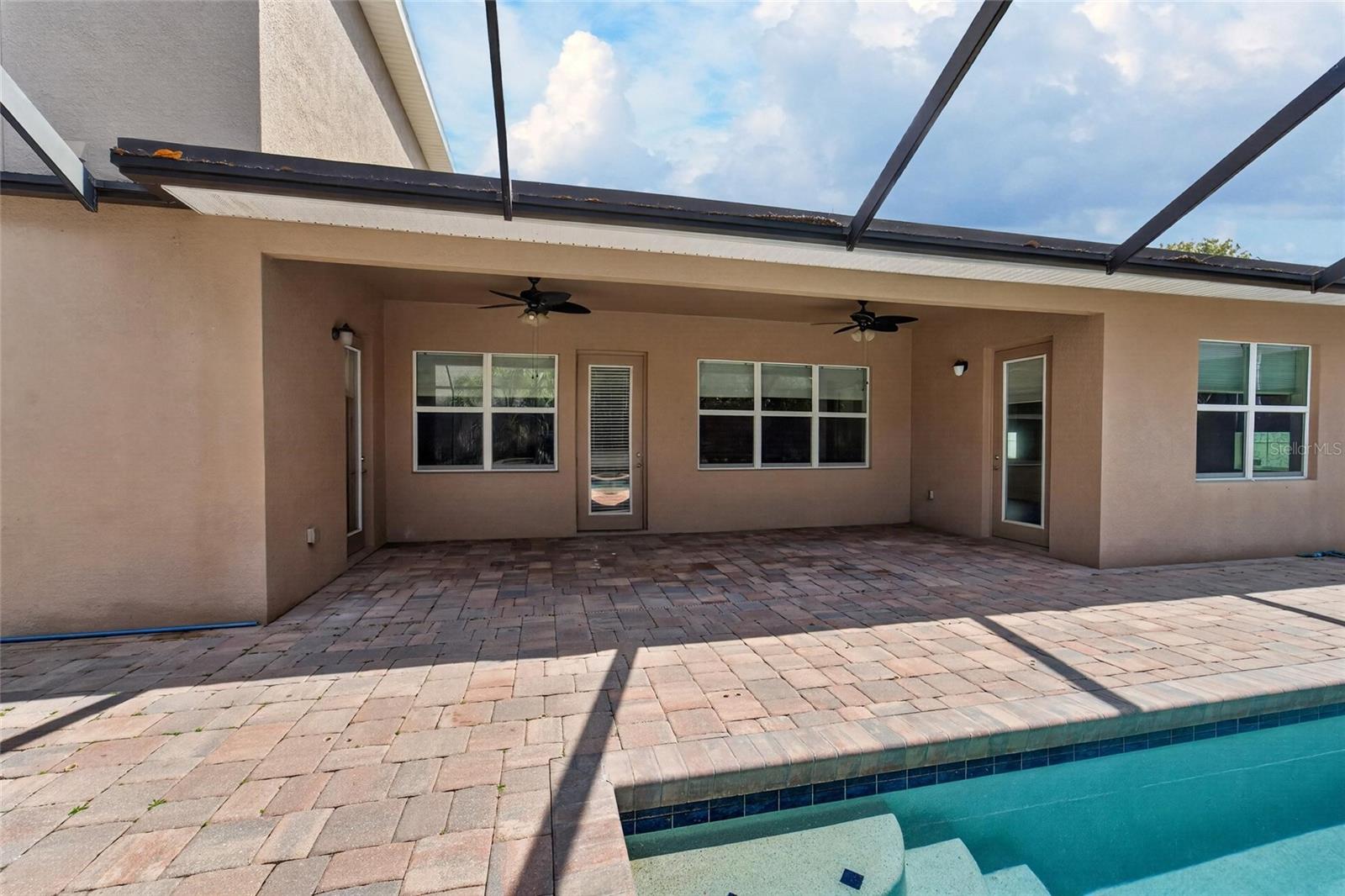 15921 PERSIMMON GROVE DR, LITHIA, FL, 33547