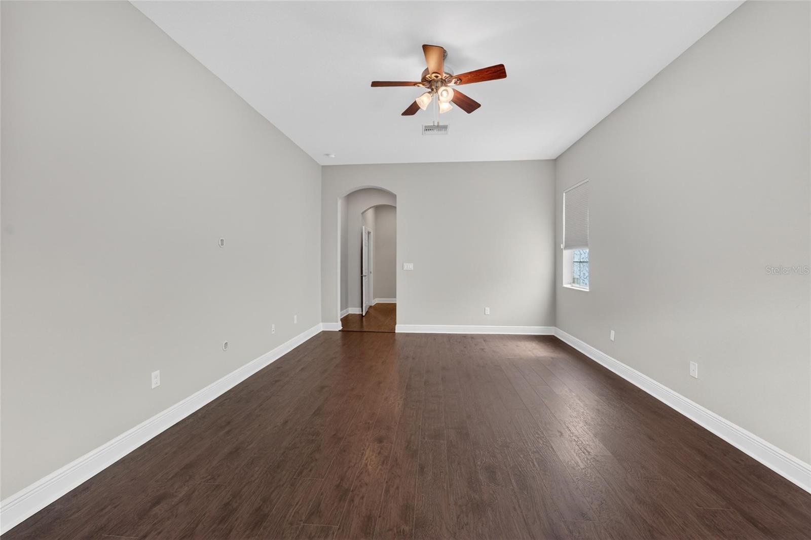 15921 PERSIMMON GROVE DR, LITHIA, FL, 33547