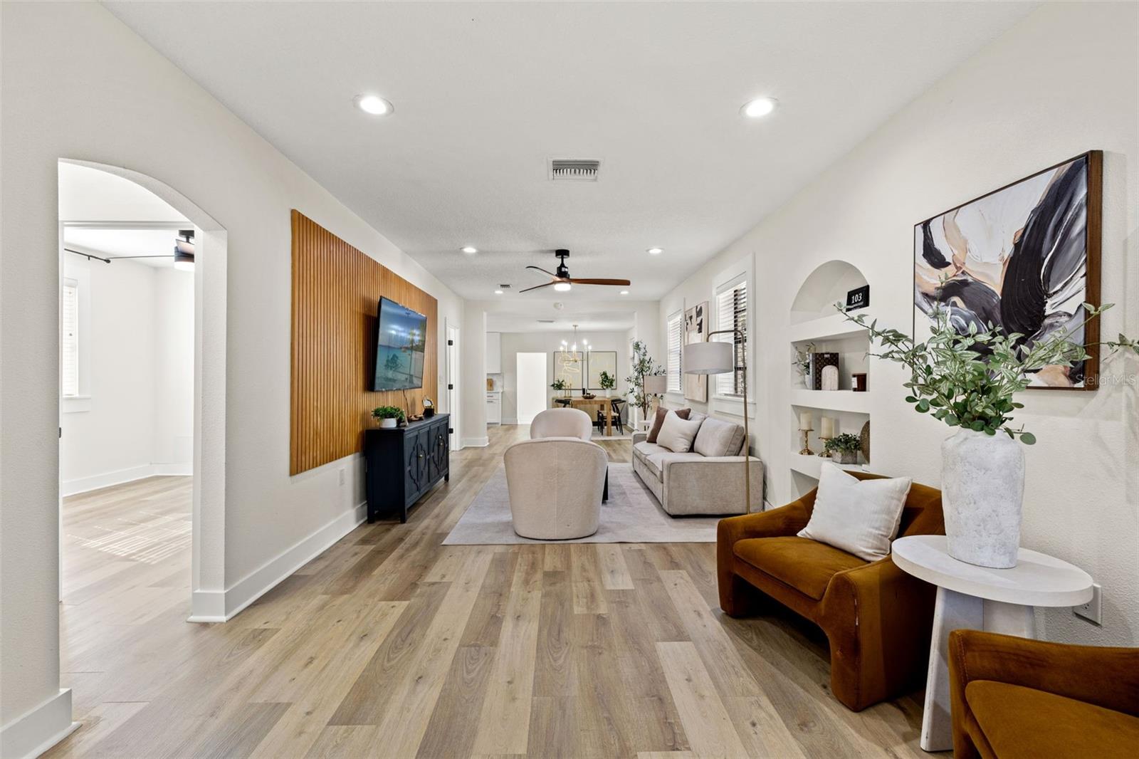 103 E LAMBRIGHT ST, TAMPA, FL, 33604