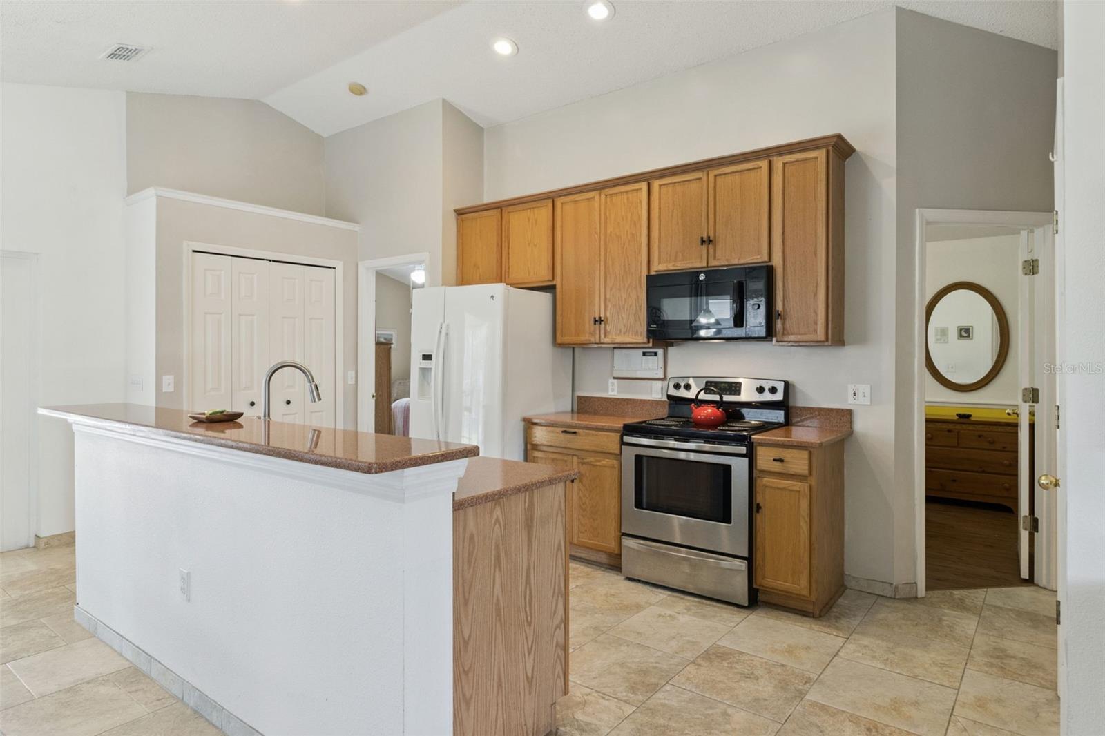 2133 HUNTERS GREENE DR, LAKELAND, FL, 33810
