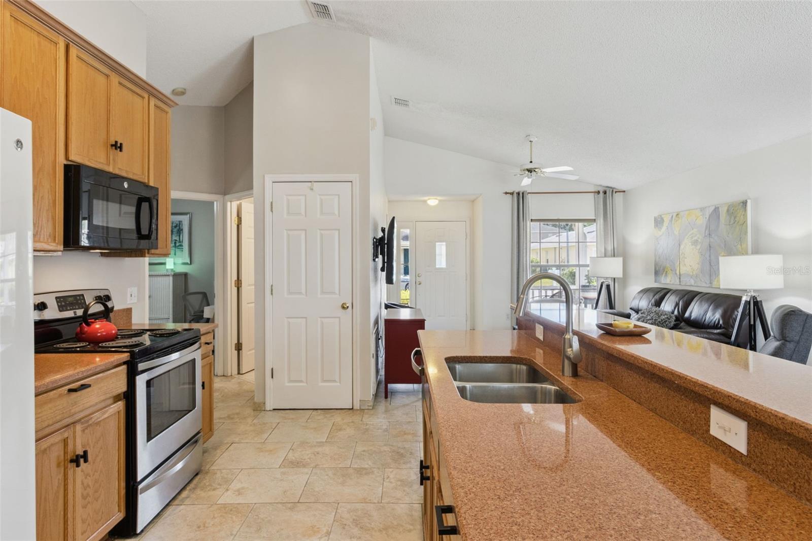 2133 HUNTERS GREENE DR, LAKELAND, FL, 33810